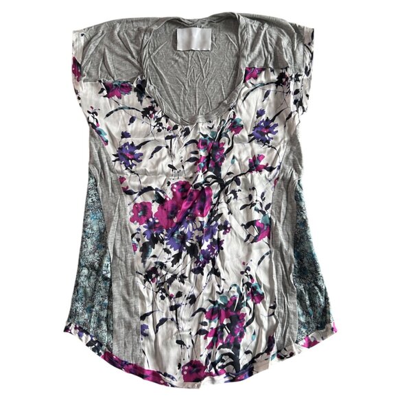 Gray Floral Patchwork Top ASO Alex Russo - Picture 3 of 6